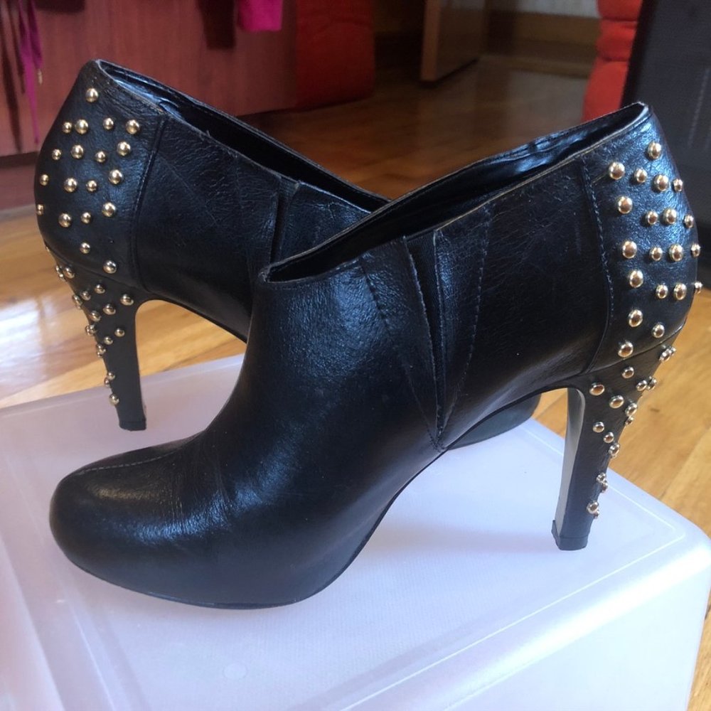 Steve Madden Studded Black Leather Ankle Boots